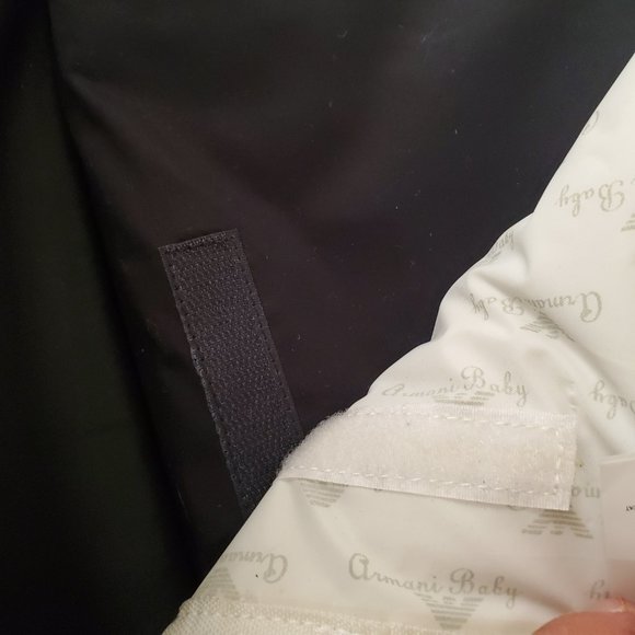 ARMANI BABY Diaper Changing Messenger Bag - Condition Showroom Never used. - Picture 10 of 13